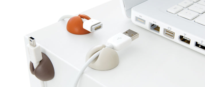 ケーブルホルダー Bluelounge CableDrop