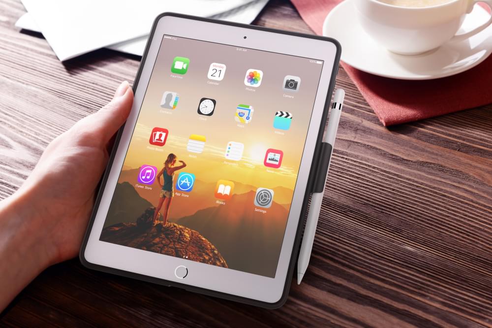 カタリスト iPad 9.7インチ(5th & 6th Generation) 衝撃吸収ケース