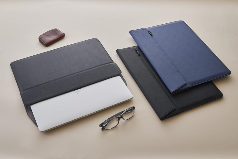 16インチ/15インチMacBook Pro [BookSleeve] 薄型スリーブケース サフィアーノ